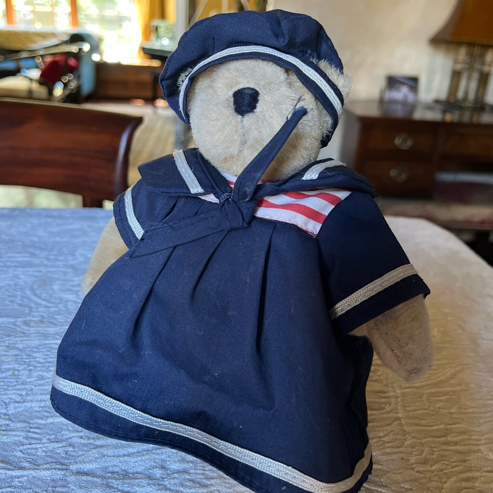 Muffy Vanderbear Cruiswear Bear